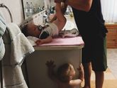 Будни папы близнецов ?