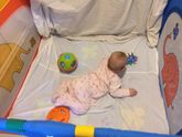 Холодный пол и манеж