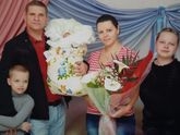 На прогулке.