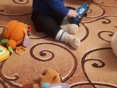 Заметила как сыночек сидит