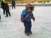 Коньки. Лыжи. Нам 4,5.