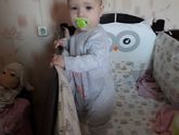 Дочка начала вставать сама