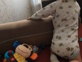 Если ребёнок встаёт вот