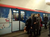 Новогодний поезд метро