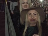 Подругам