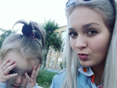 Цвет волос подскажите