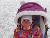 Опробывали саночки😊,наконец то снежок.