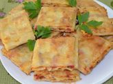 Жареный лаваш с колбасой