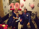 Сделала праздник для своей семьи)