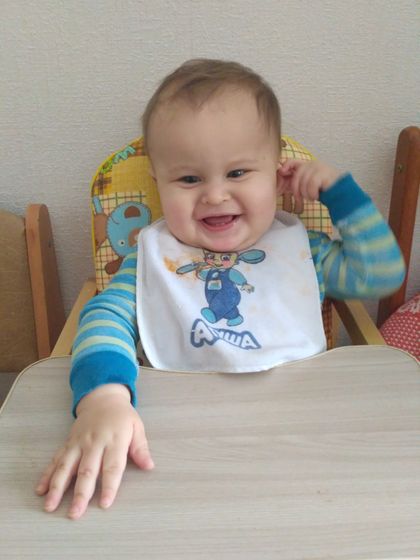 Нам год!!!!)Сегодня