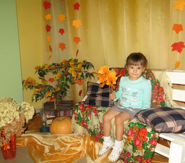 Марку год и пять