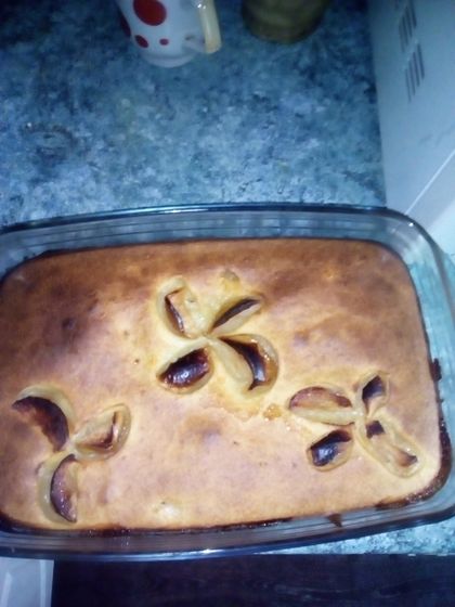 Шарлотка на кефире