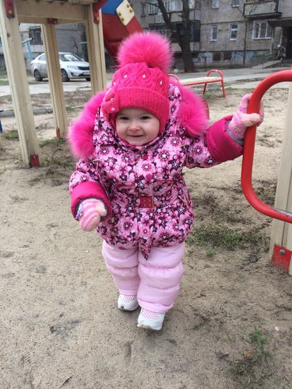 Годик малышке
