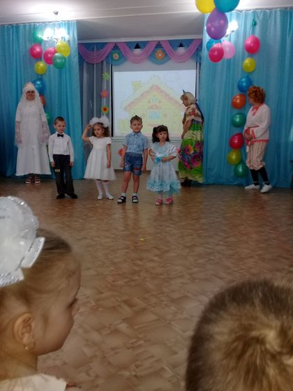 Немного утренника в честь 8 марта вам в ленту