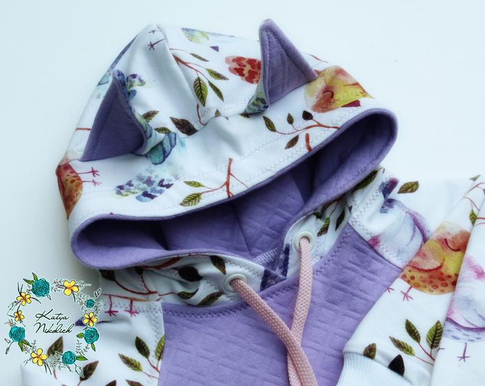 Яркий и стильный костюм💜