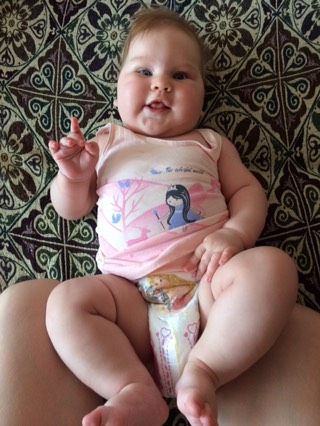 Моей любимой доченьке полгода))