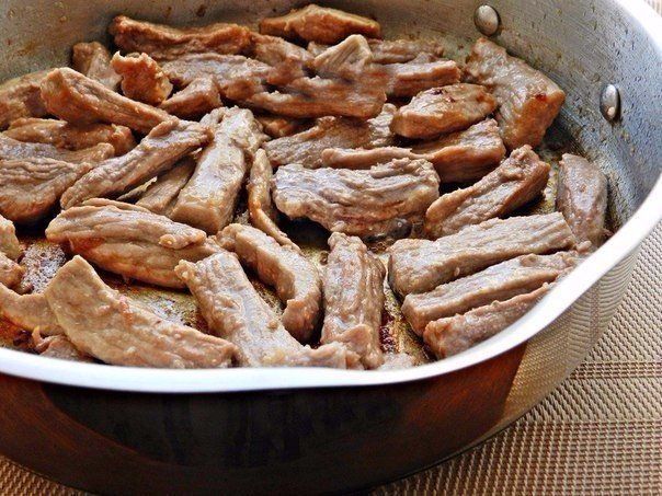 Мясо ТУШЕНОЕ СО СМЕТАНКОЙ