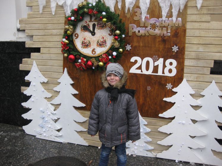 С наступающим 2018 годом Собачки!