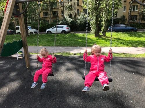 И ещё немного нас