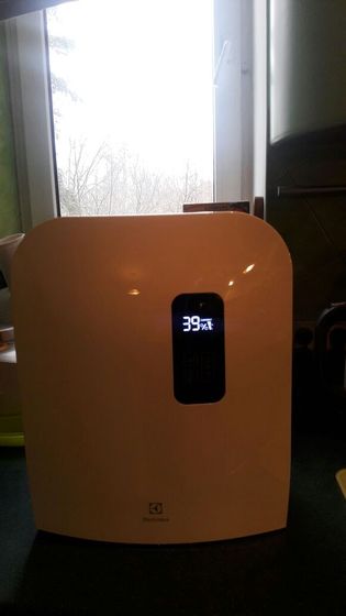 Мойка Electrolux EHAW-7515D -Чистый воздух гарантирован!