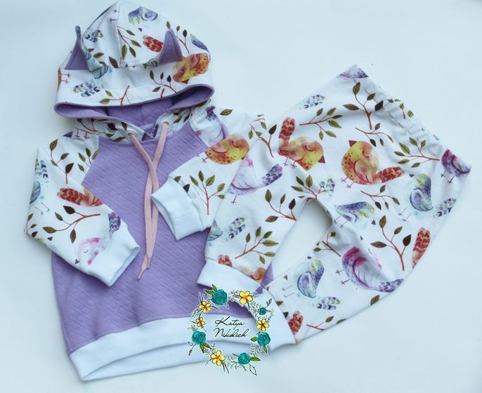 Яркий и стильный костюм💜