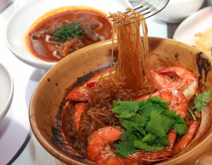 Во бун Сен Стеклянная лапша с соусом и креветками