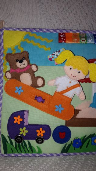 Книжка - кукольный домик для Анечки!