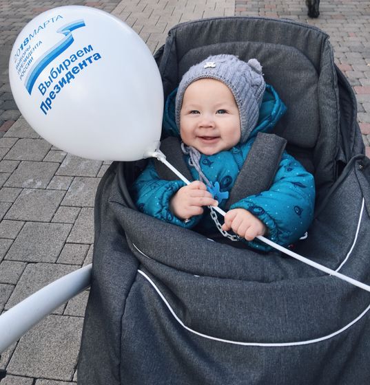 Мишеньке 8 месяцев и про Наденьку