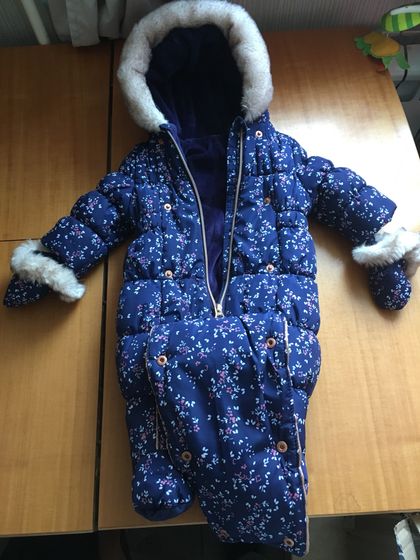 Продам зимний комбинизон mothercare