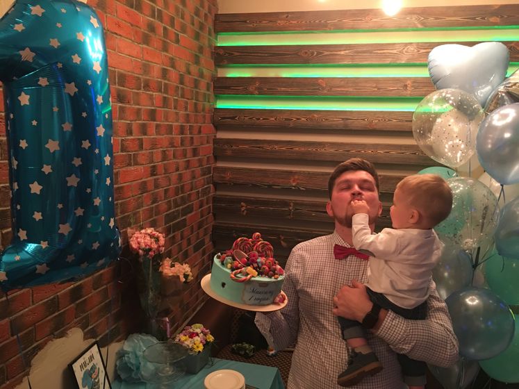 Нам годик 😊 небольшой