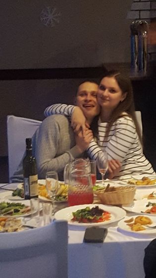 К Полиночке уже один