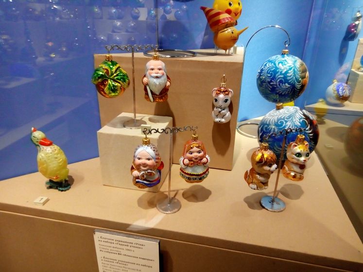 Выставка елочных игрушек в Коломенском