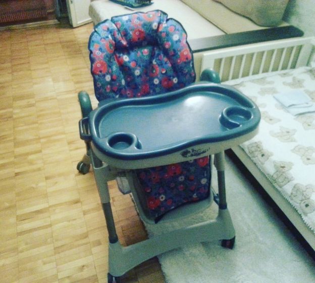 хочу продать детский стул