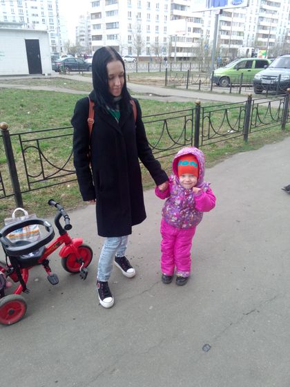 Первая прогулка без опоры ))))