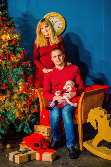 С Новым годом! Счастья всем в наступившими году, а наше счастье пришло к нам в 2017 году мое солнышко! Моя доча