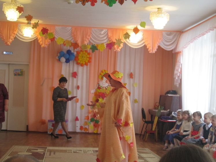 Утреник в саду и другие новости)
