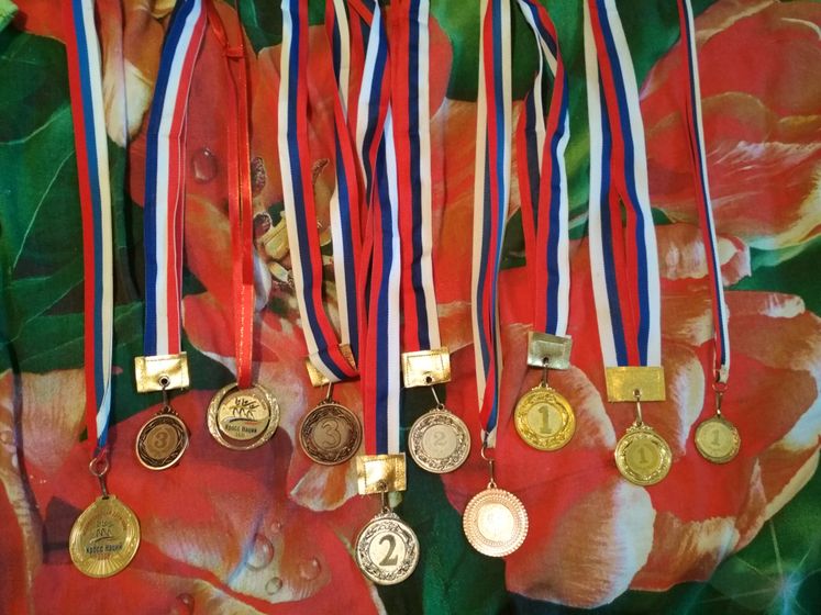 🏅