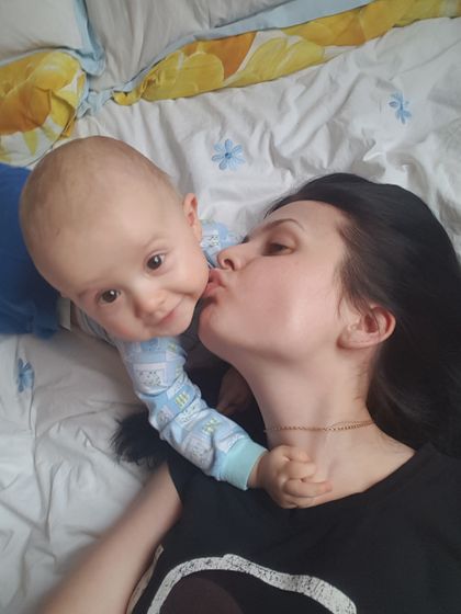 8 месяцев счастью