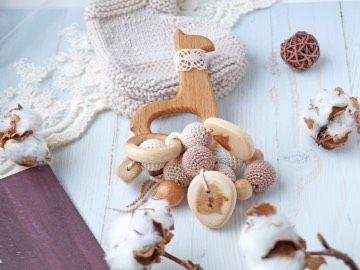Пинетки, грызунки для малышей