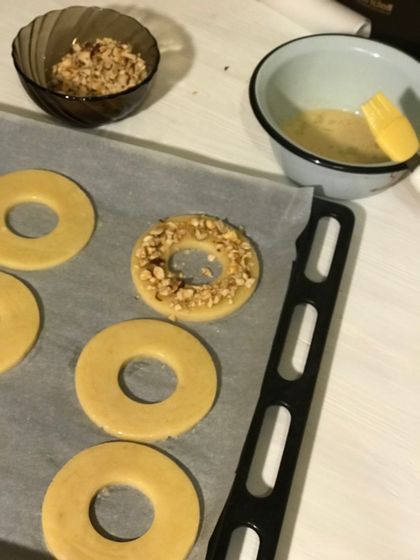 Песочные кольца с фундуком.