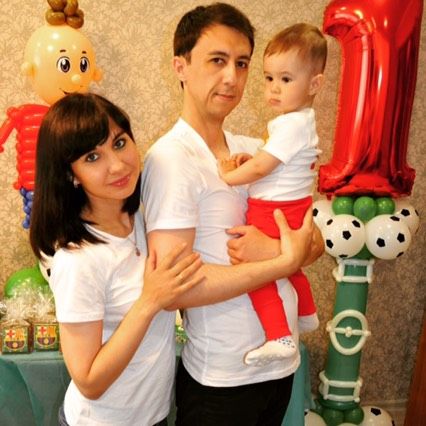 Динару годик❤