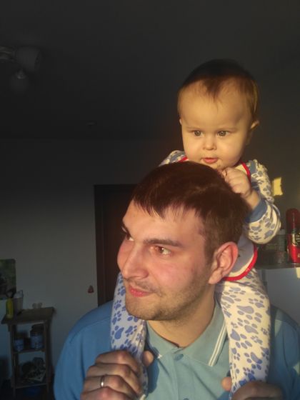 Нам год!!!!)Сегодня
