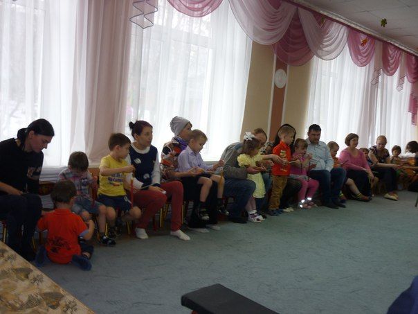 Первый праздник в новом саду