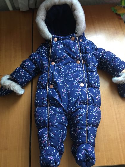 Продам зимний комбинизон mothercare