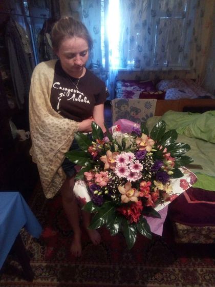 Сегодня свекрови день рождение