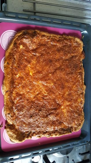 Давно не писала постов с вкусняшками☺ Сырно-луковый пирог