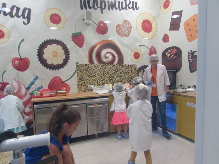 Аня в КидБурге