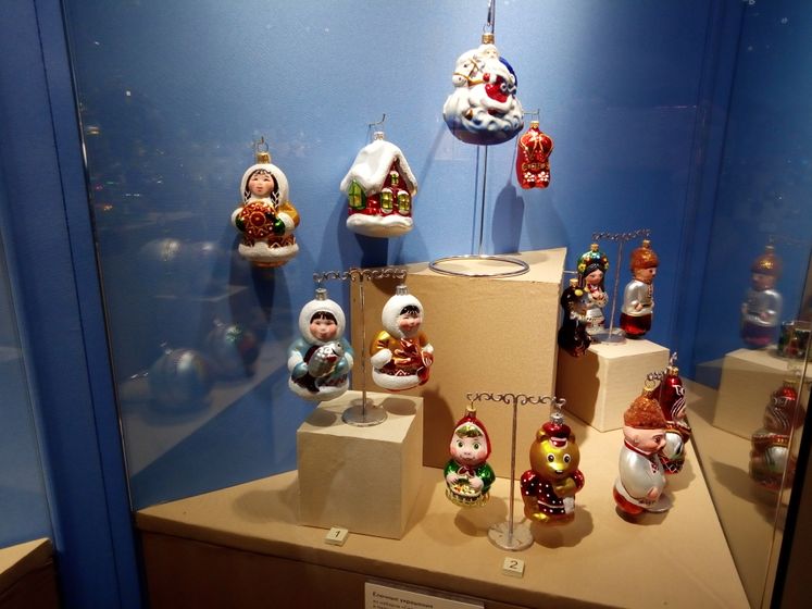 Выставка елочных игрушек в Коломенском