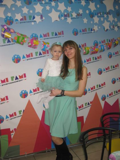 Двойняшкам Дену и Виолетте 2 годика!