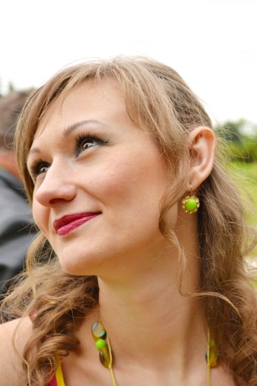 Поделитесь информацией о наращивании и ламинировании ресниц, пожалуйста.